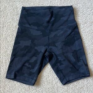 Lululemon - Black Camo Biker Shorts